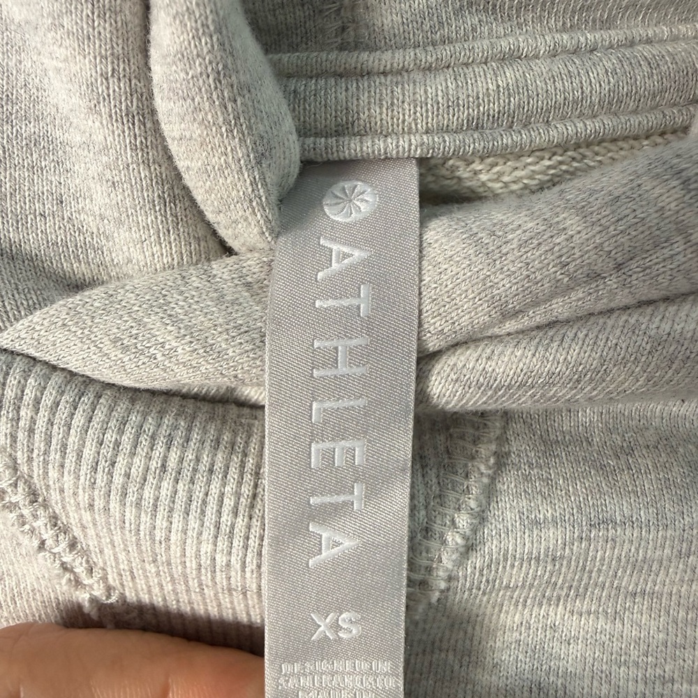 Athleta Women's XS Light Gray Sweater